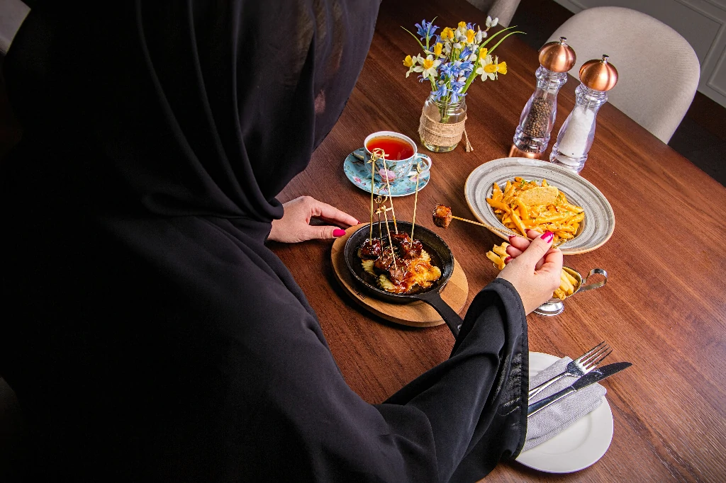 Tổng quan văn hóa ẩm thực đặc sắc tại Dubai UAE