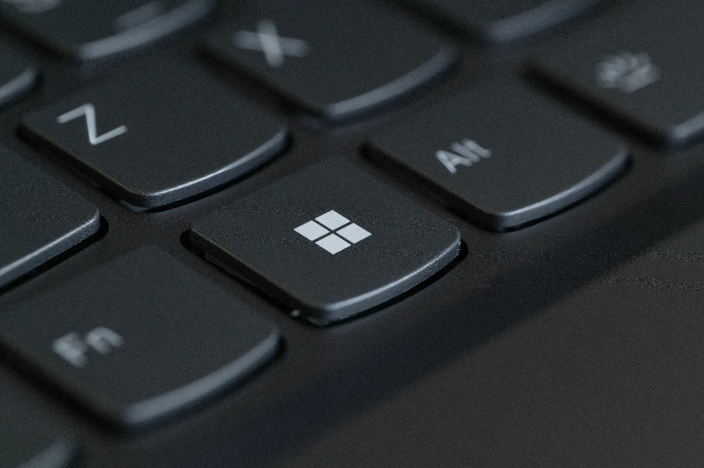 Cách cài eSIM trên laptop Windows có eSIM
