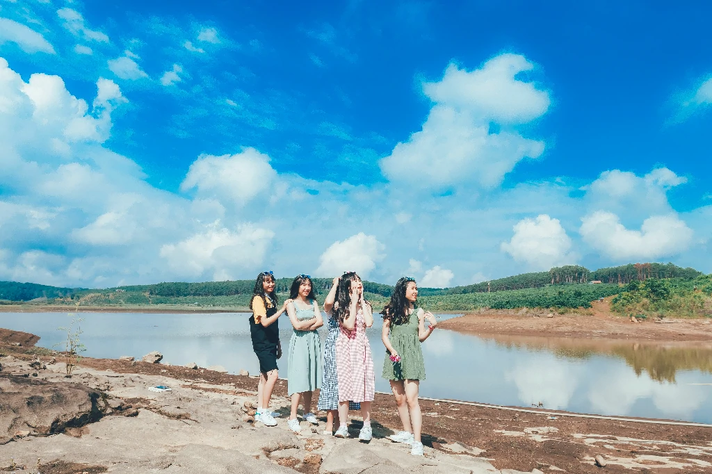 Du lịch lễ 30/4 - 1/5 nước nào gần rẻ đẹp
