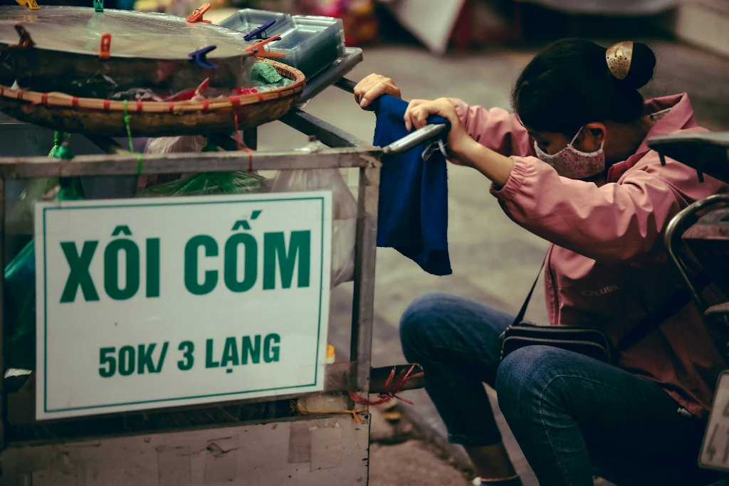 Công nghệ eSIM được hàn trực tiếp vào bo mạch mang lại độ an toàn cao