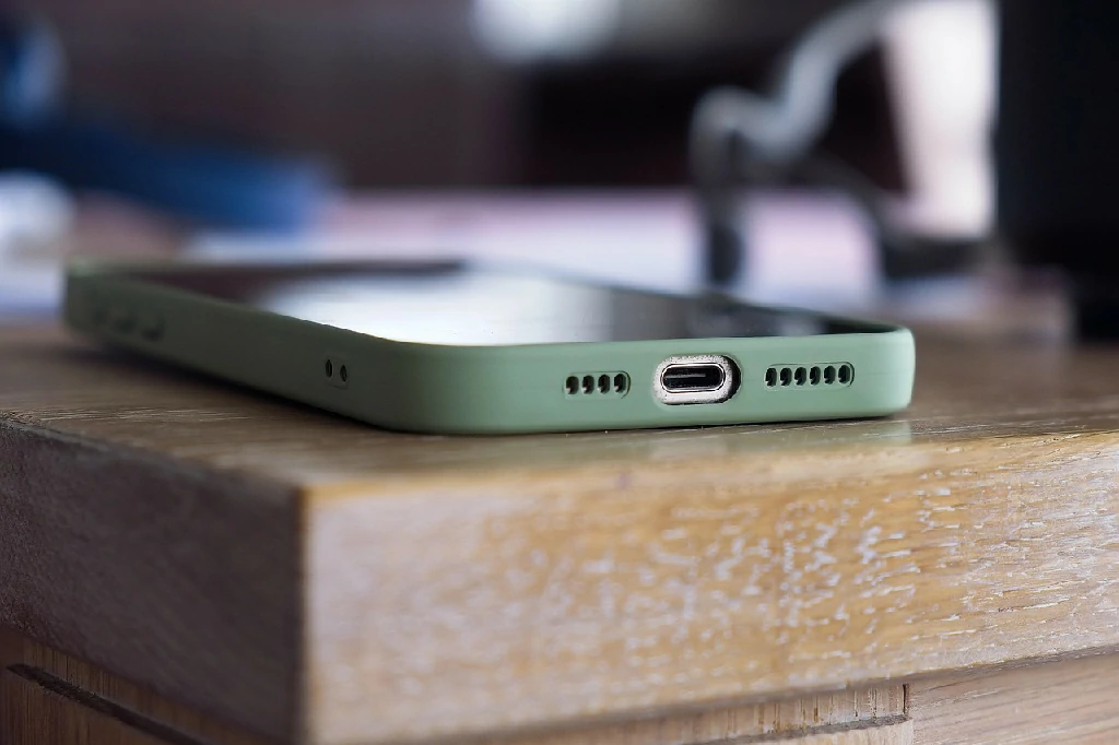 Lợi ích tuyệt vời khi cài esim Thái Lan trên dòng máy iPhone
