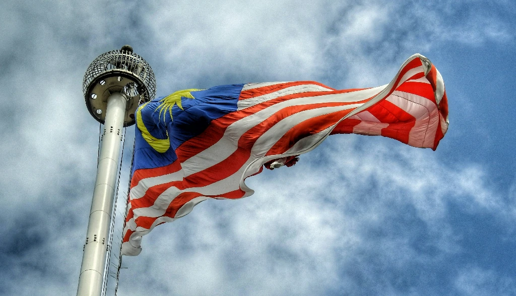 Hướng dẫn thao tác cài đặt eSIM internet Malaysia
