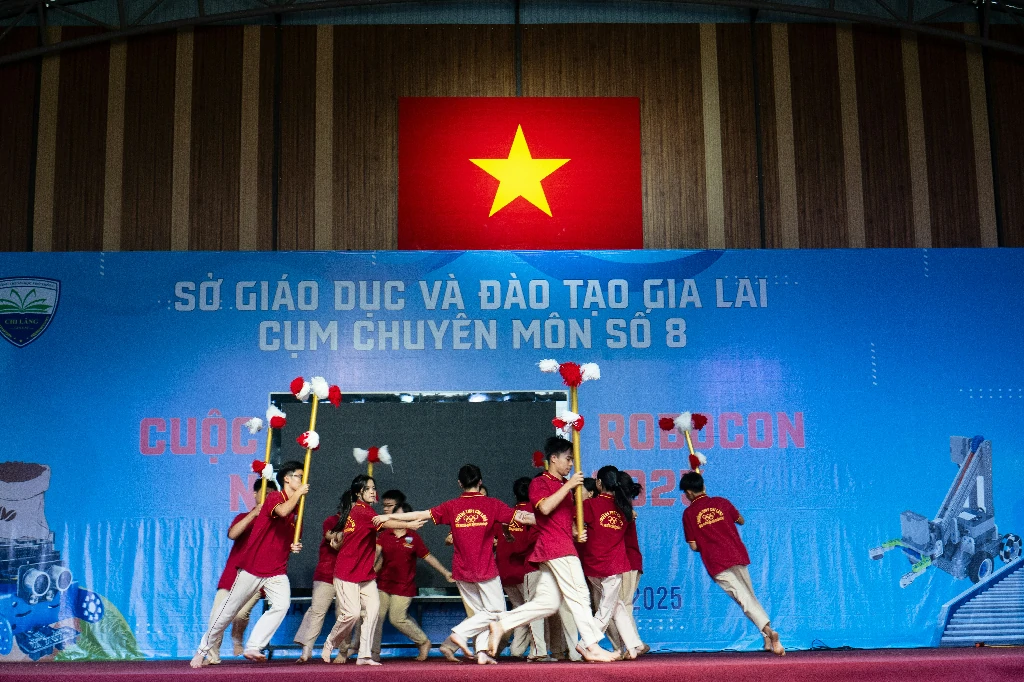 Minh họa vị trí kiểm tra các thông số LPA, ICCID, EID trên thiết bị di động