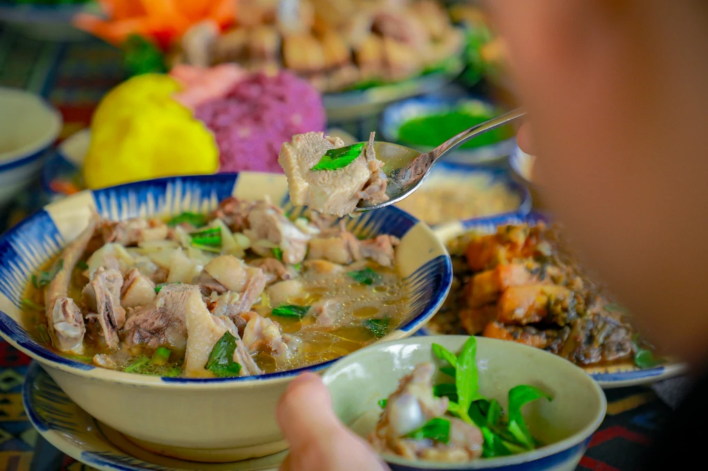 Kiểm tra an ninh và kiểm dịch thực phẩm tại sân bay quốc tế