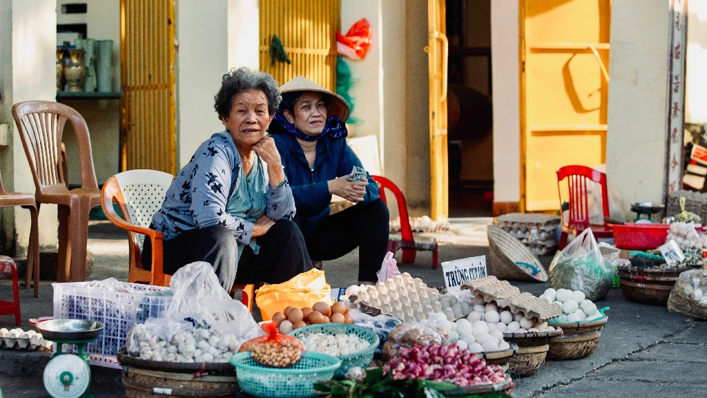 Quy trình đăng ký dịch vụ hỗ trợ người lớn tuổi đi máy bay