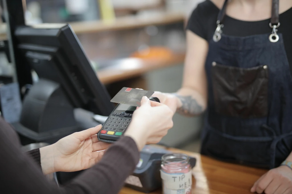 Bảng tổng hợp quy tắc tiền tip ở các nước chuẩn xác