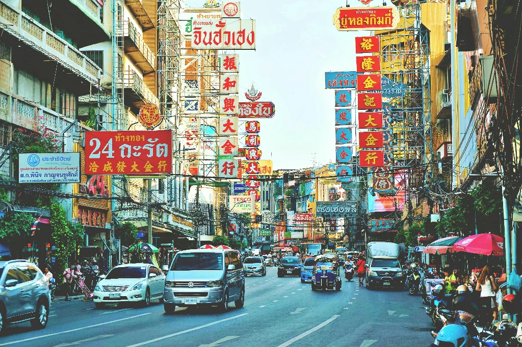 Quy tắc trang phục và ứng xử khi tham quan các ngôi chùa linh thiêng tại Thái Lan