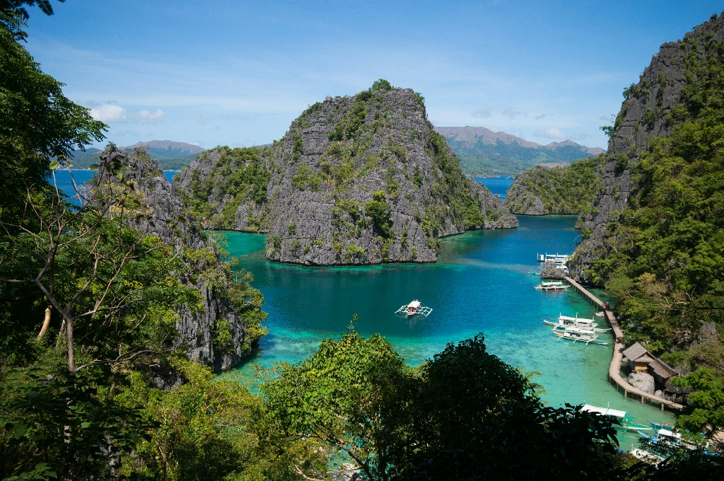 Mẫu tem visa Philippines hoàn chỉnh dán trên hộ chiếu